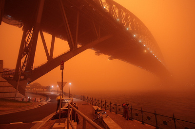 Australie: immense tempête de sable rouge sur Sydney 