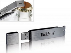16GB TrekStor USB drive bottle